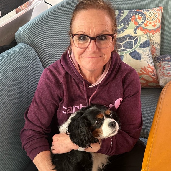 Meet your Posher, Cheryl - Picture 1 of 2